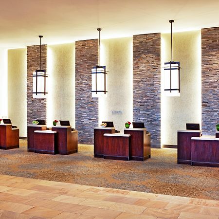 Отель The Westin Boston Seaport District Экстерьер фото