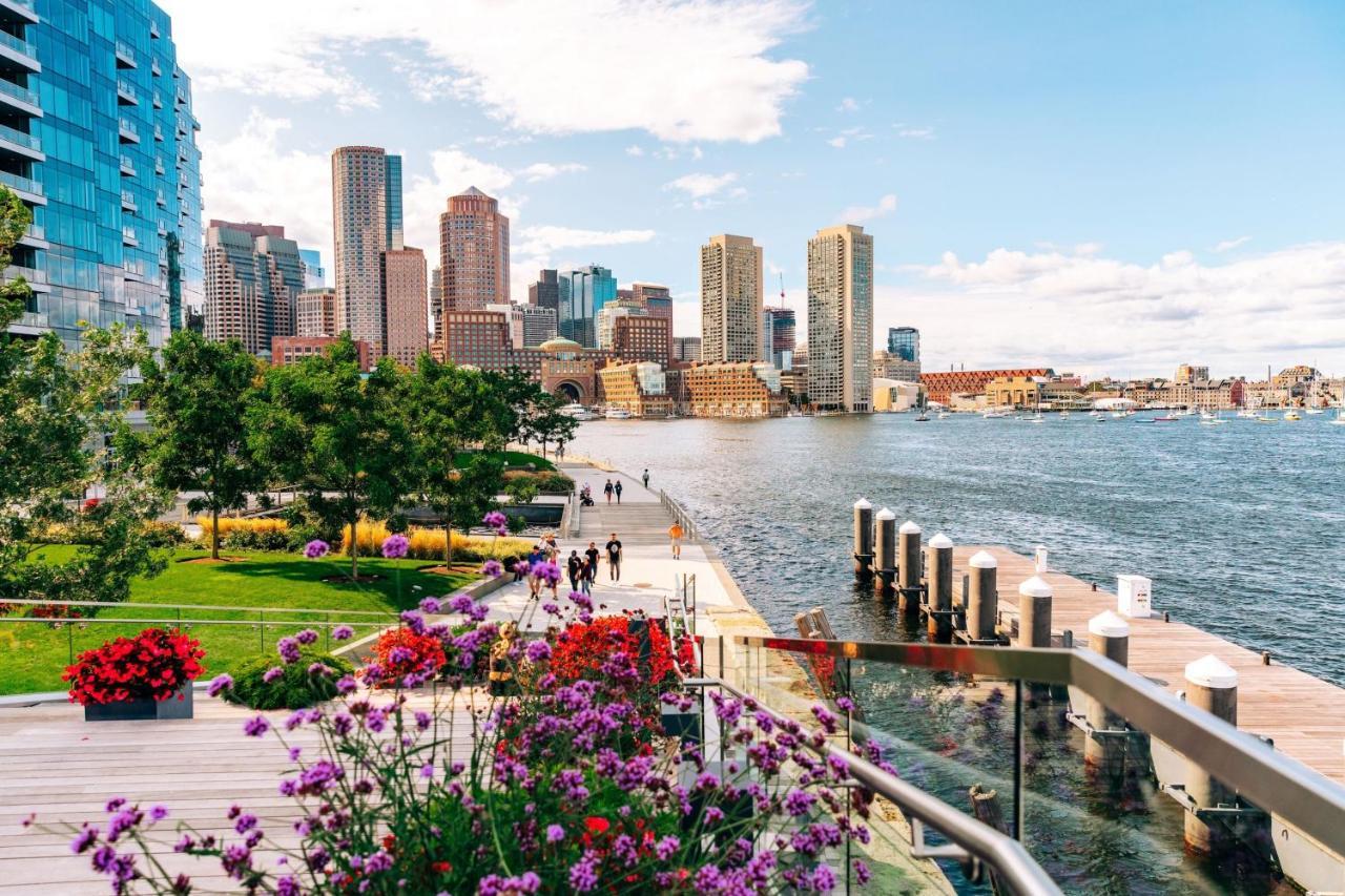 Отель The Westin Boston Seaport District Экстерьер фото